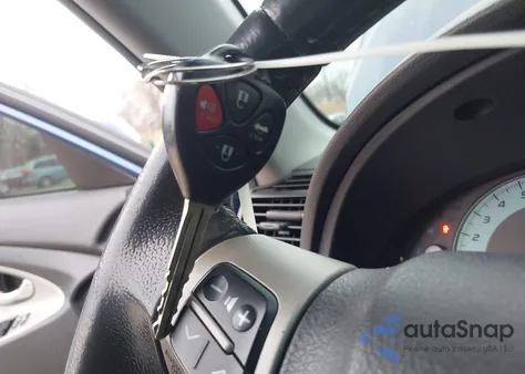 2011 Toyota Camry Se from USA, damaged, VIN 4T1BF3EK8BU666095